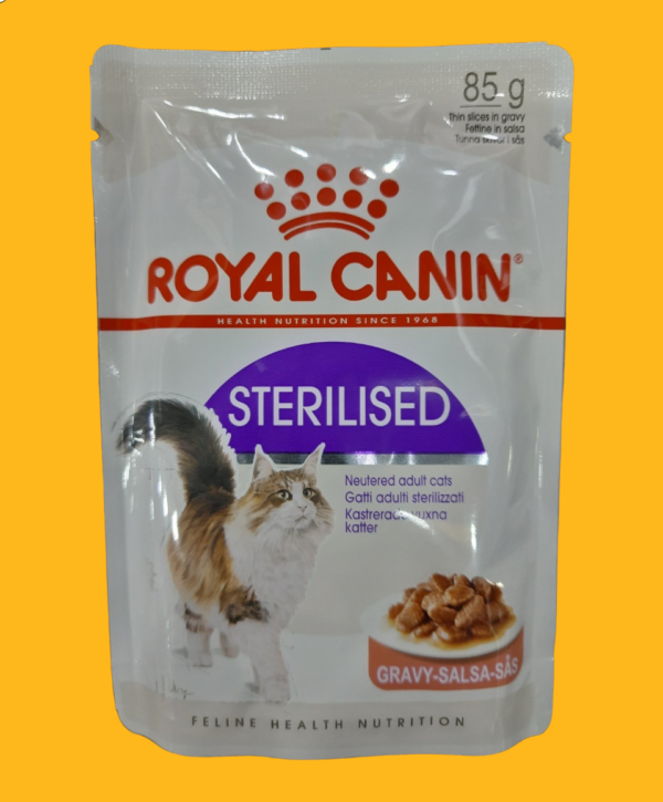 Royal Canin Feline Health Nutrition Sterilised Adult in Gravy also contains a carefully-considered balance of minerals that helps to support the health of your cat's urinary system. Royal Canin Feline Health Nutrition Sterilised (in gravy) Wet Cat Food is suitable for neutered adult cats over 12 months old.