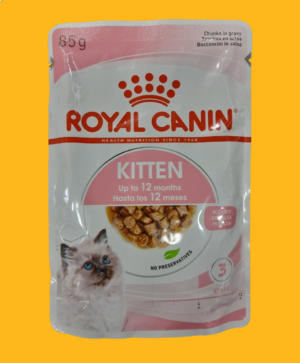 During the second growth stage (4-12 months), your kitten's immune system will not be fully developed yet. ROYAL CANIN Kitten Instinctive helps strengthen the natural body defences of your kitten with a complex of antioxidants such as vitamin E, vitamin C, taurine and lutein.