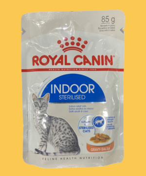 ROYAL CANIN® Indoor Sterilised in Gravy is specially formulated with specific nutrients that help to support healthy digestive functionality. ROYAL CANIN® Indoor Sterilised in Gravy's exclusive formula is also designed to help support your adult cat's urinary system for optimal comfort and health.