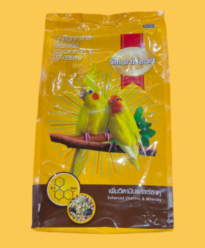 Smart heart brings a wholesome formulation to perfectly meet the dietary requirements of cockatiel, lovebird and other related species. The complete diet has protein, fats, carbohydrates, fibres, vitamins and minerals to nourish the health of the bird; beauty and colour of feathers is also preserved and promoted.