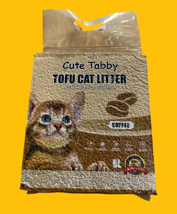 Our tofu cat litter is a natural, biodegradable product that is eco-friendly and sustainable alternative to traditional clay litter. 👃💦Odor Control and Clumping: JUNAI tofu cat litter provides excellent odor-control with our coffee formula.